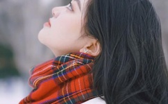 早就想在办公桌下要了你